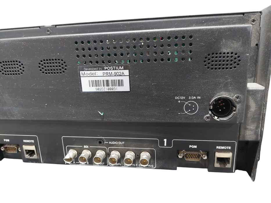 TV Logic Model: PR-902A Dual 9" LCD Multi Channel Rack Mount Monitor