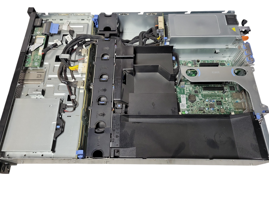 Dell PowerEdge R530 8x 3.5" | 1x Xeon E5-2630 v3 @2.40GHz, 16GB DDR4, H730 Mini