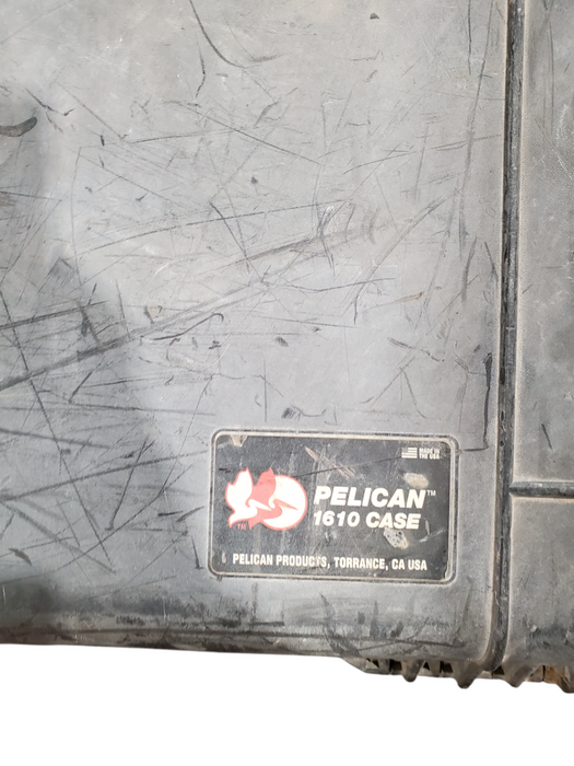 Pelican 1610 Waterproof Rolling case