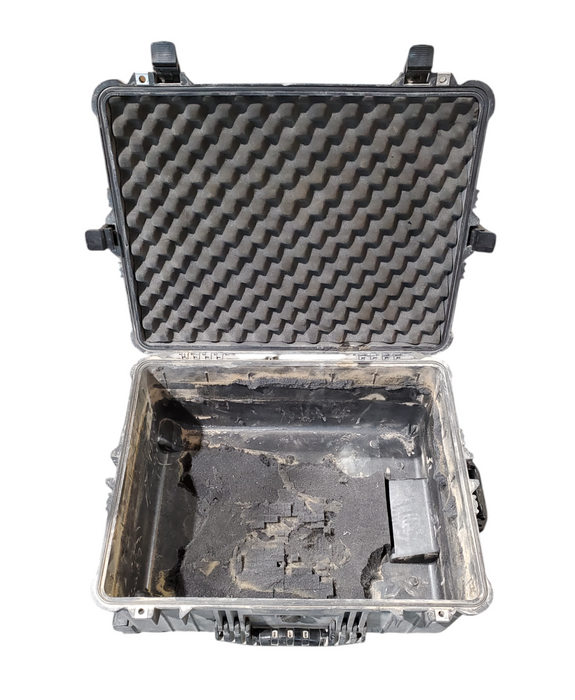 Pelican 1610 Waterproof Rolling case