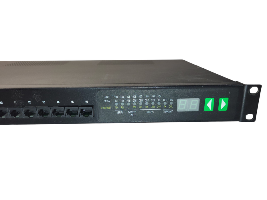 Digi 50000719-01 PortServer II 16 Rack RJ45 Terminal Server Switch READ