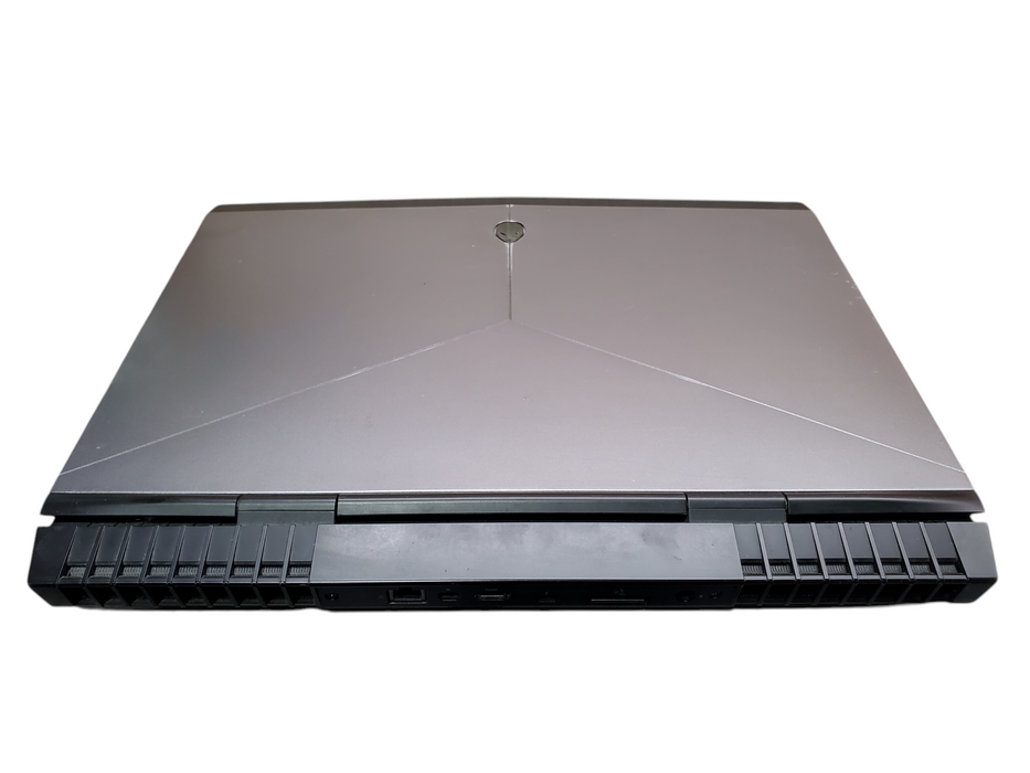Dell Alienware 17 R4 i7-7700HQ 16GB 256GB SSD +1 TB HDD GTX 1060