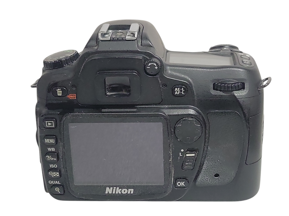 Nikon D D80 10.2MP Digital Camera body Only, READ