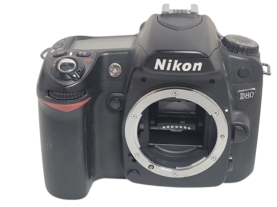 Nikon D D80 10.2MP Digital Camera body Only, READ