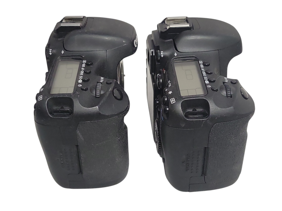 Lot of 2x Canon EOS 7D 18MP Digital Camera body only, READ