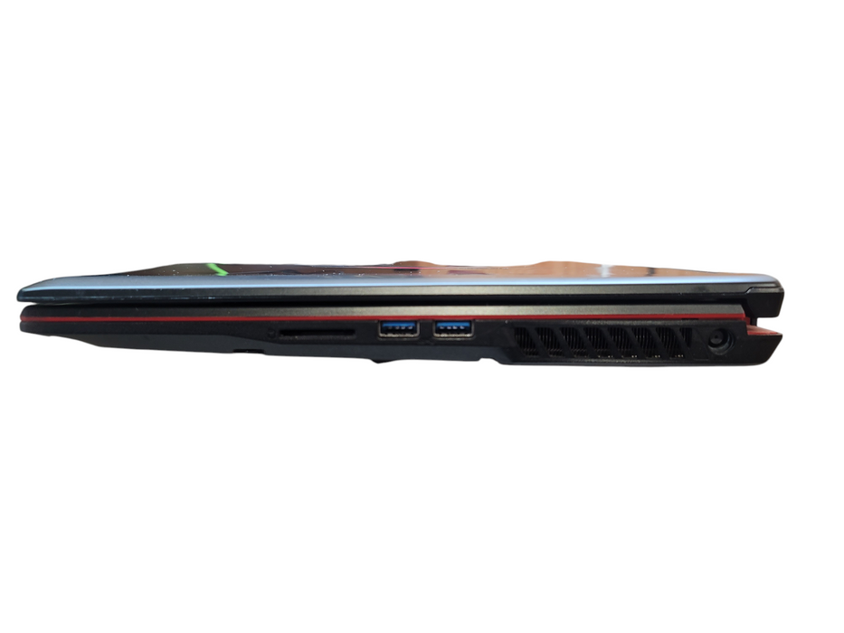 MSI GL63 i7-8750H 16GB DDR4 GTX 1050 256GB  NVMe