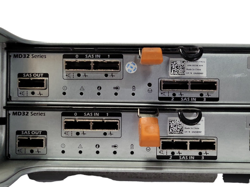 Dell PowerVault MD3220 24x 2.5\\" Bays w/ 2x Dell MD32 Series Controller 2x PSU