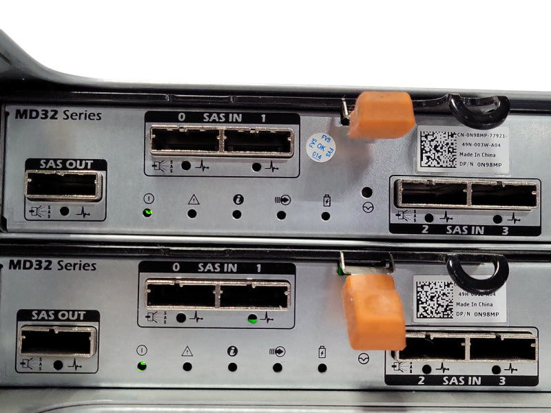 Dell PowerVault MD3220 24x 2.5\\" Bays w/ 2x Dell MD32 Series Controller 2x PSU