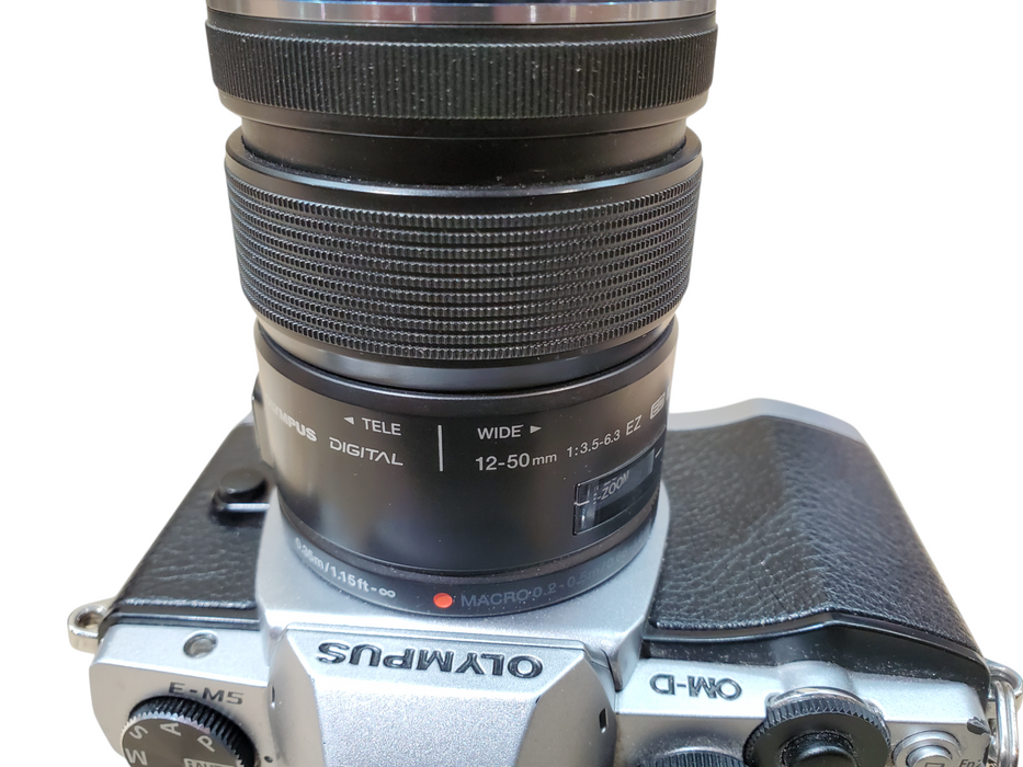 Olympus OM-D E-M5 Mirrorless Camera MK I w/ 12-50MM Lens w/ Battery *READ*
