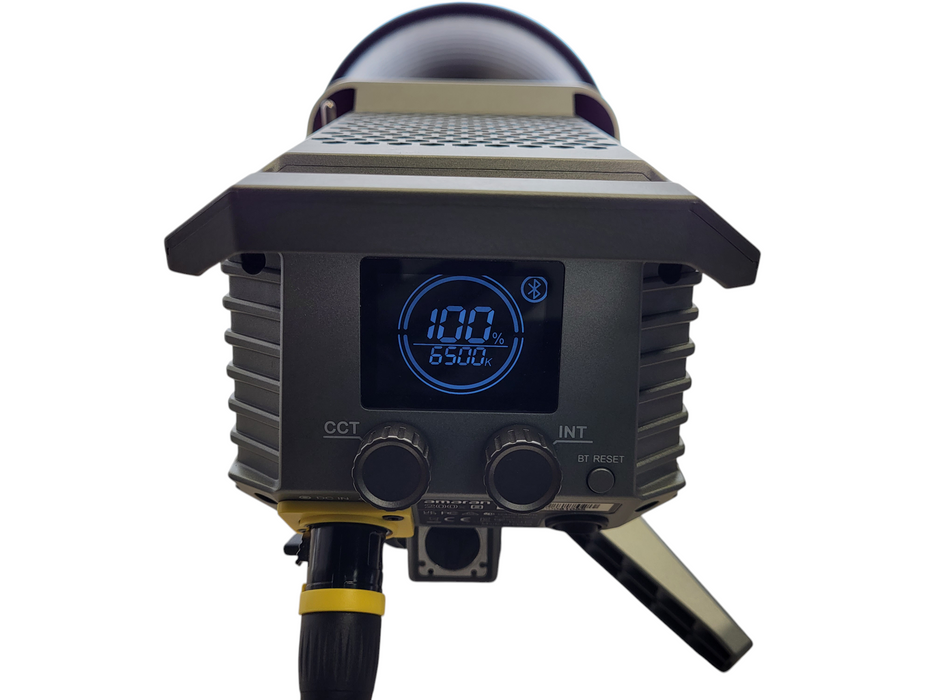 Amaran 200x S Aputure 200W Bi-Color COB LED Video Light