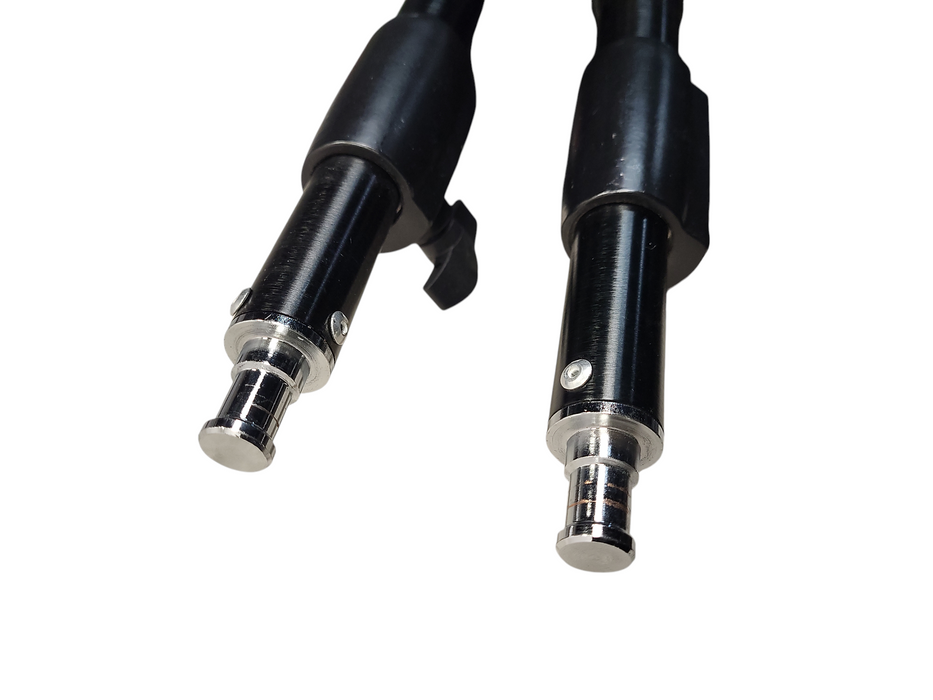 2x Unknown brand 7ft Tripod