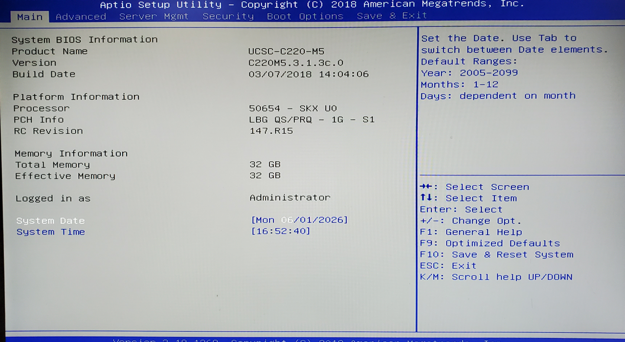 Cisco UCS C220 M5 - 2x Xeon Silver 4108, 32GB DDR4, 12G SAS - No HDD