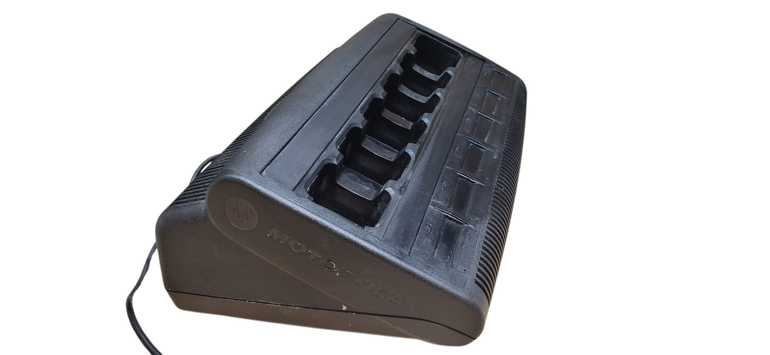 Motorola Impress WPLN4211B 6 Slot Multi-Unit Adaptive Charger