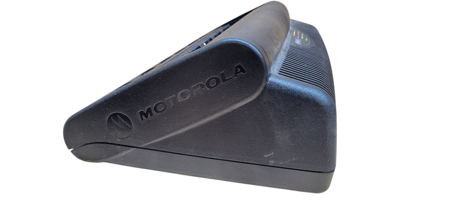 Motorola Impress WPLN4211B 6 Slot Multi-Unit Adaptive Charger