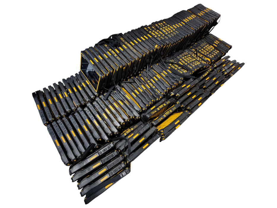Lot of 656x Getac - 32GB - Black & Yellow [ZX70]