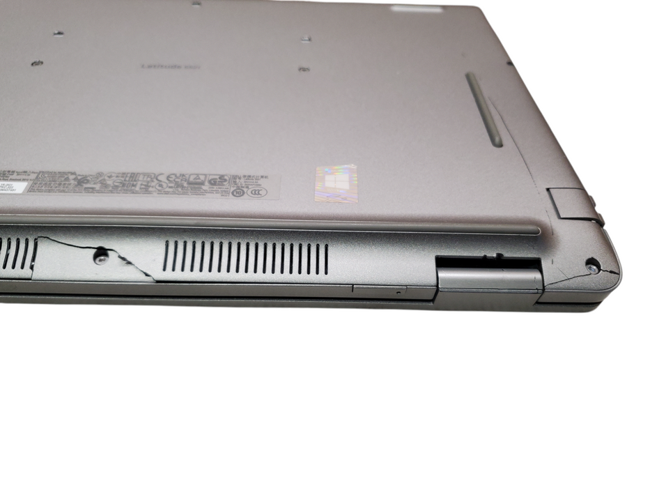 Dell Latitude 5521 TOUCH i7-11850H 32GB ram 256GB SSD READ
