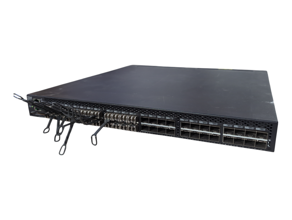 IBM Brocade SAN48B-5 2498-F48 48-Port 16GB FC switch w/ 24 active Ports & 2x PSU