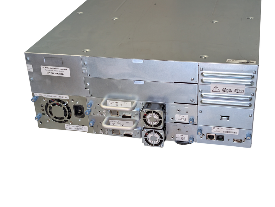 HPE StorageWorks MSL4048 Tape Library 2x SAS LTO 5 Drives
