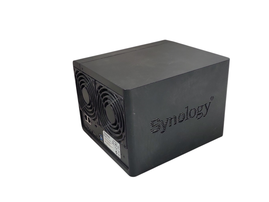 Synology DiskStation DS415+ 4-Bay NAS No HDD/No Power adapter, 4x HDD Trays READ