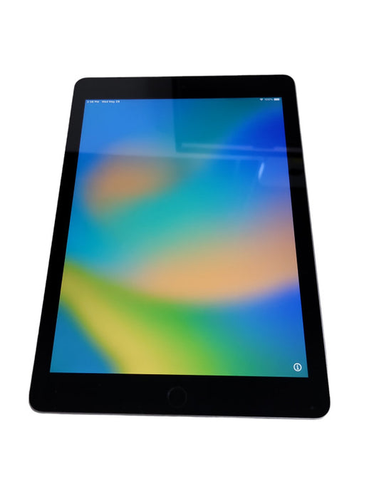 Apple iPad 5th Gen (A1822) - READ Î