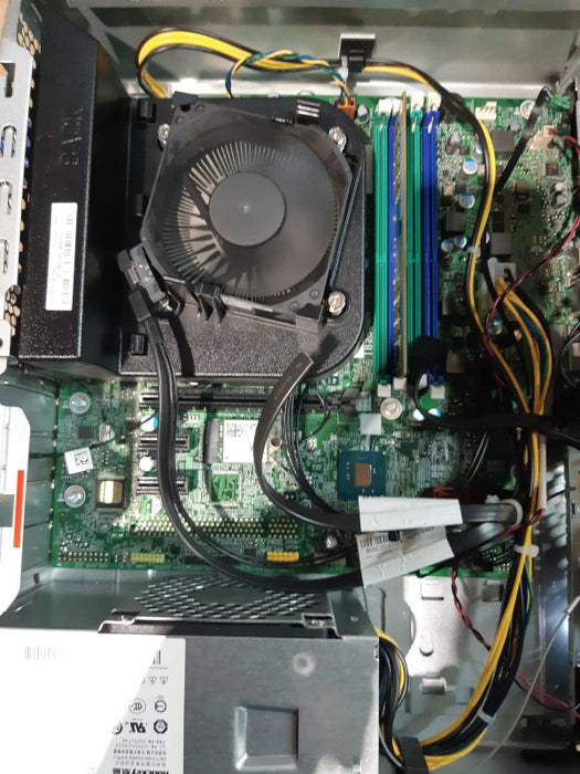 Lenovo ThinkCentre M710s SFF PC - Pentium Gold G4560 8GB DDR4 RAM, No HDD/SSD Q
