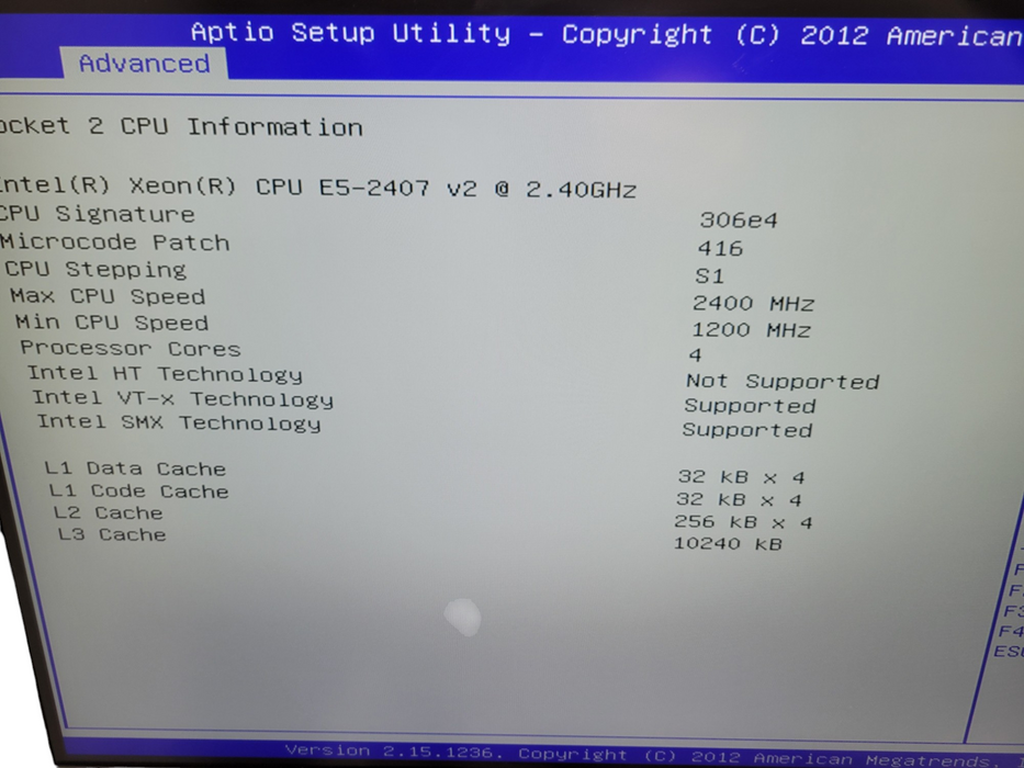 Supermicro X9DBL-3F/iF - 2x Xeon E5-2407 v2 32GB DDR3 ADAPTEC 6405E 2x750W PSU