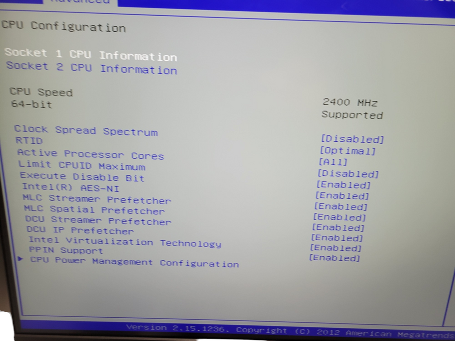 Supermicro X9DBL-3F/iF - 2x Xeon E5-2407 v2 32GB DDR3 ADAPTEC 6405E 2x750W PSU