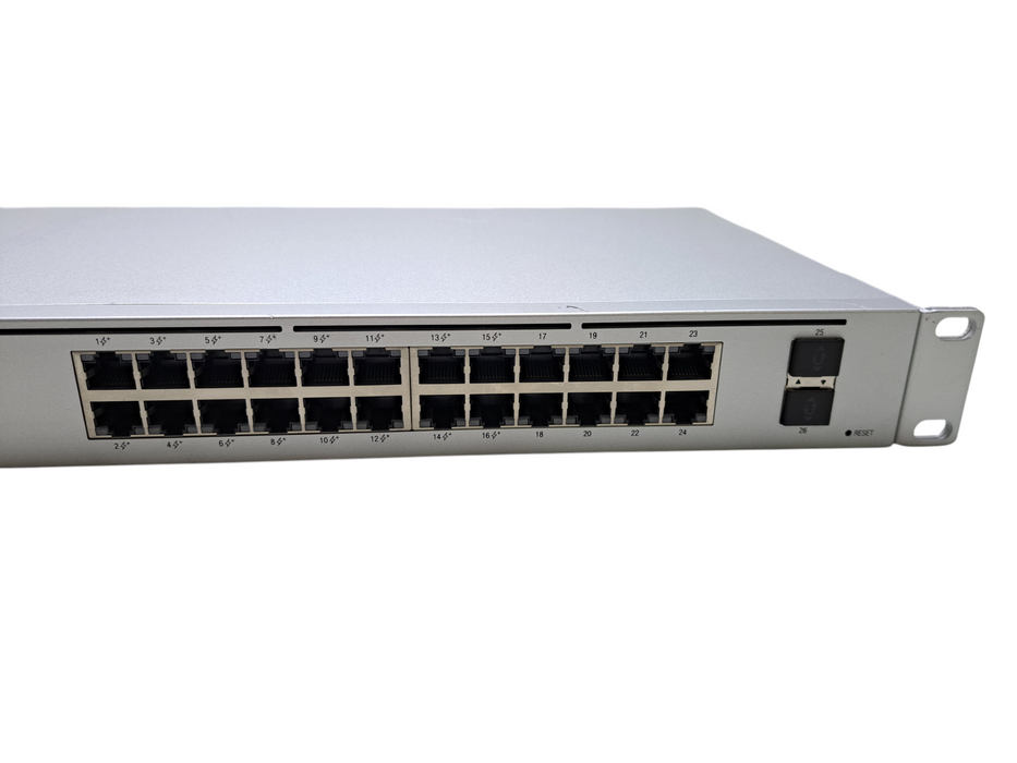 Ubiquiti Networks USW-24-POE | 24-Port Gigabit PoE+ (95W) Switch