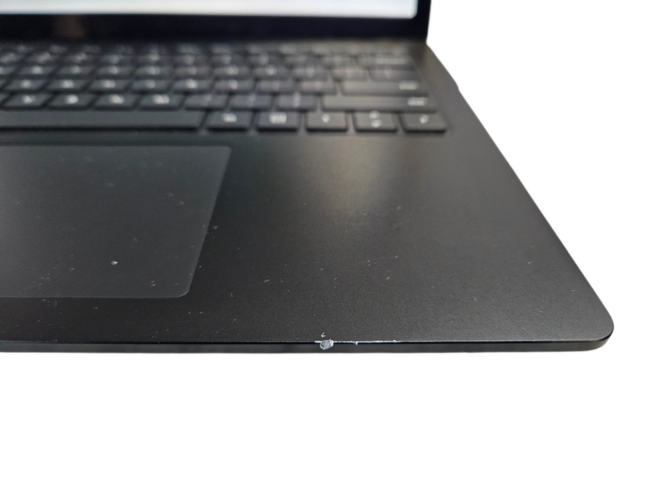 Microsoft Surface Laptop 4 i7-1185G7 16GB DDR4 256GB NVMe read