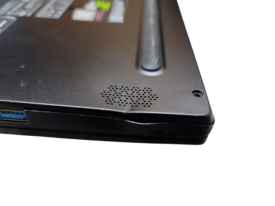 MSI Stealth GF65 Thin i7-8750H 16GB DDR4 GTX 1070 256GB NVMe NO BATTERY / READ