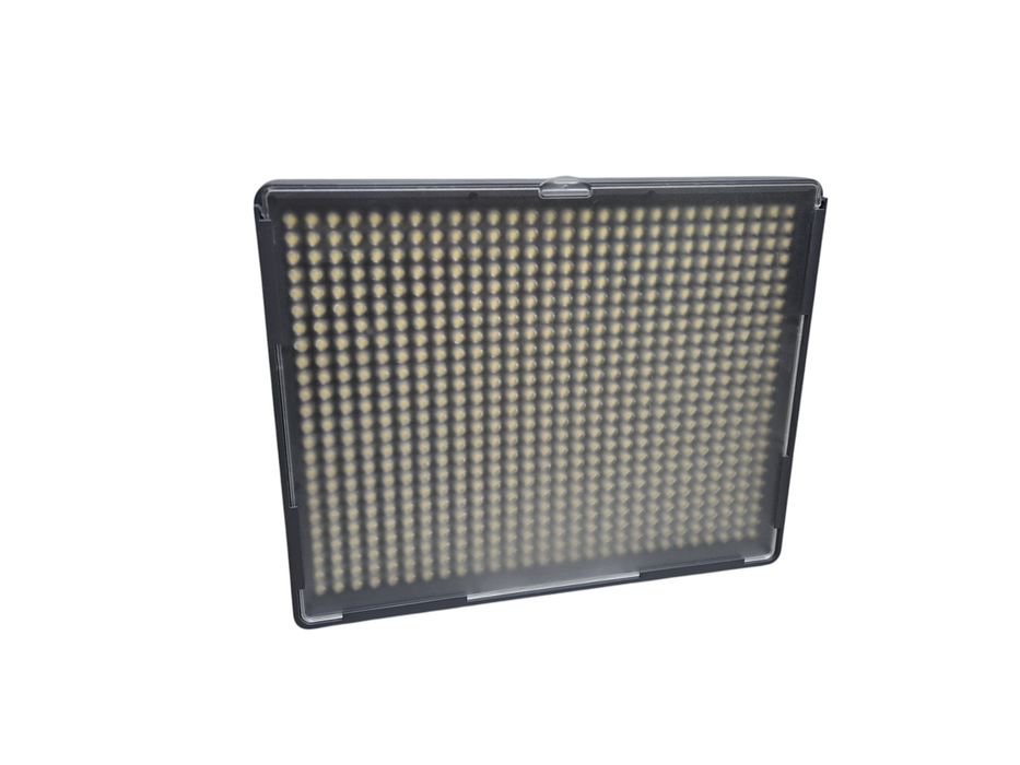 Aputure Amaran HR672W Video Light