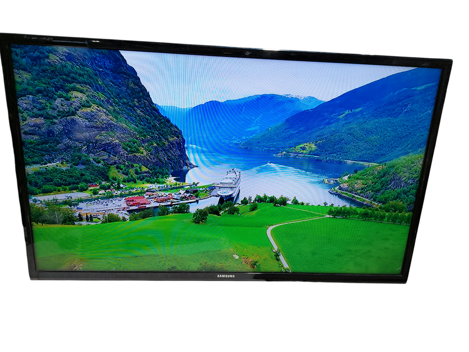 Samsung 39" LCD TV Model: UN39EH5003FXZC