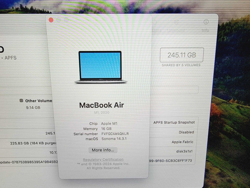 Apple Macbook Air 2020 13\\" Chip M1 @ 3.2GHz 16GB RAM 250GB SSD [Read] (
