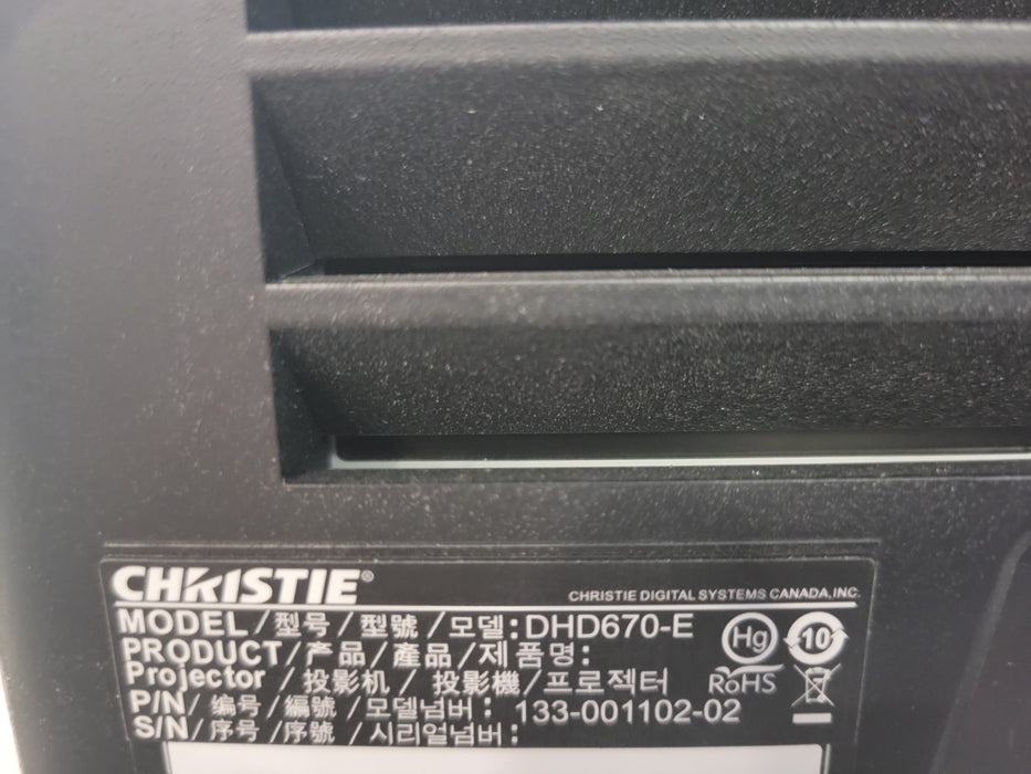 Christie DHD670-E Dual Lamp DLP Zoom Lens Projector 733 Lamp Hours, No remote