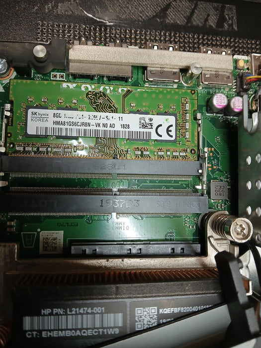 HP EliteDesk 705 G4 USFF w/ Ryzen 3 Pro 2200G 8GB No HDD/SSD/NVME