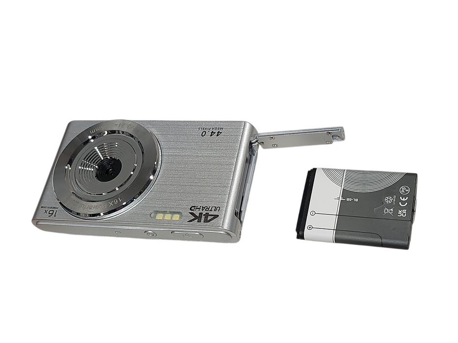 4k ultra hd 44.0 mega pixels 16x powerful zoom Silver
