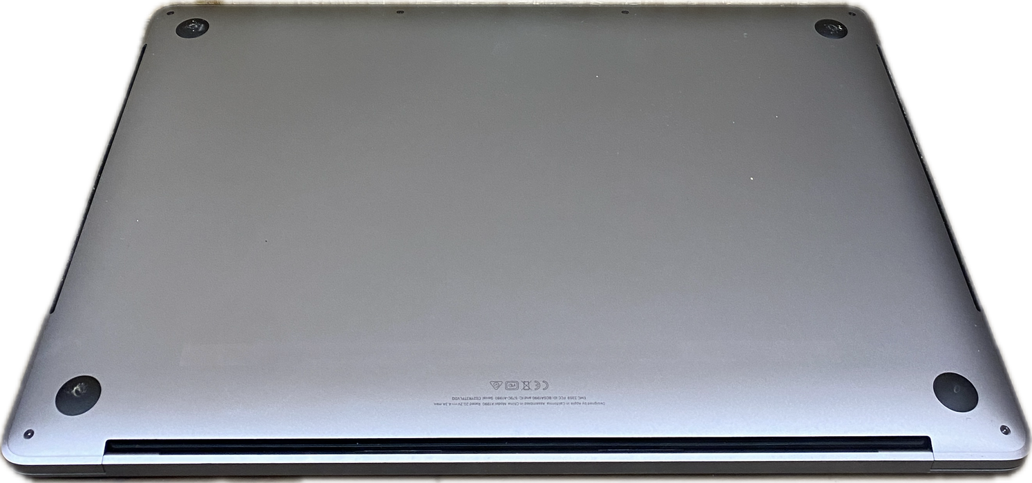 Apple MacBook Pro 15" 2019 i7-9750H Radeon Pro 560X 4GB 32GB RAM 1TB SSD READ!