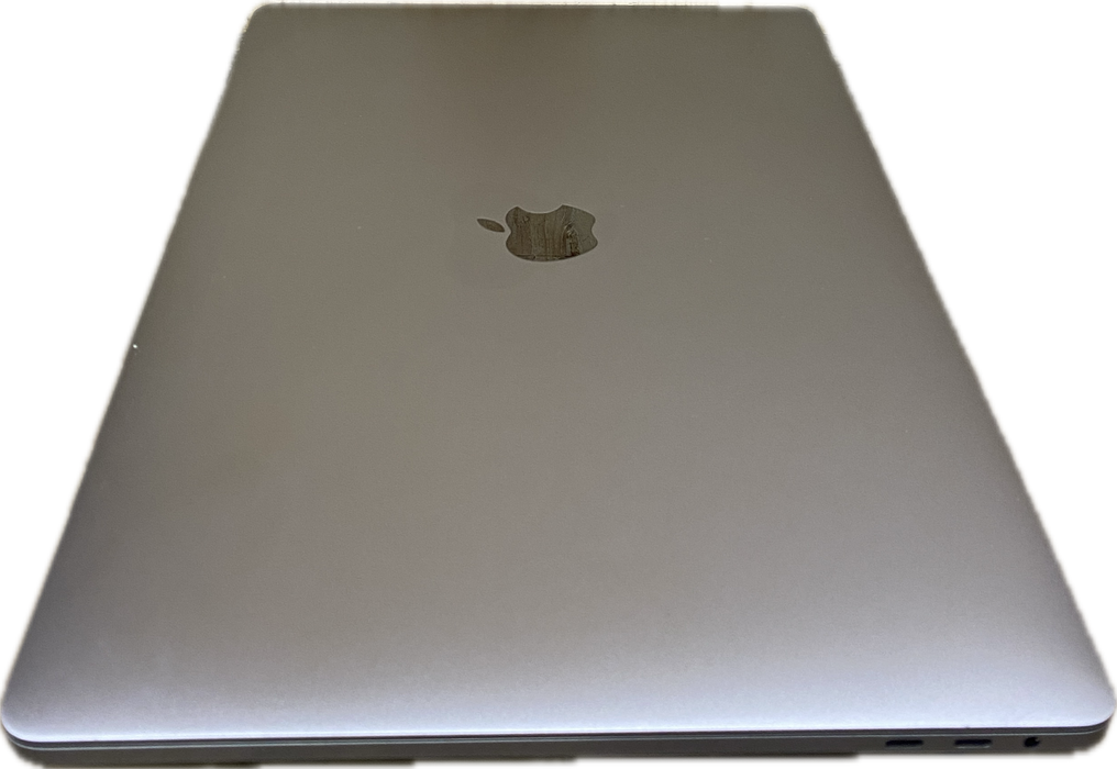 Apple MacBook Pro 15 2017 i7-7700HQ Radeon Pro 555 2GB GPU 16GB RAM 256SSD READ!