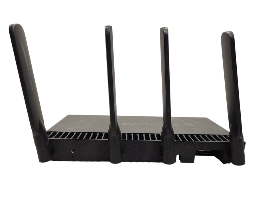 MikroTik RB4011iGS+5HacQ2HnD-IN 10-Port Gigabit Router WiFi AC SFP+ PoE READ