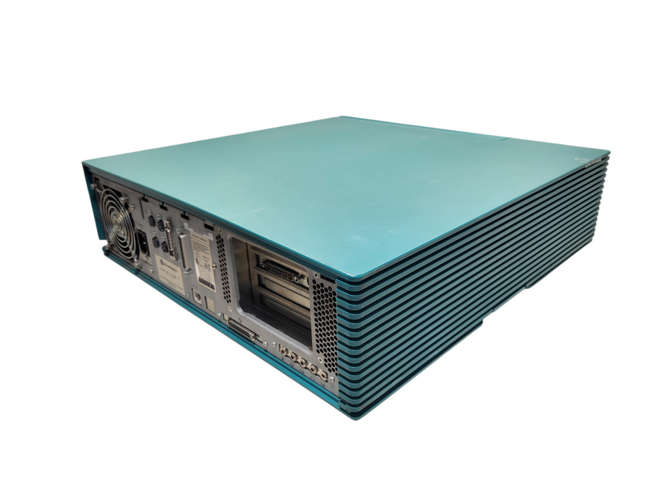 Vintage SGI / Silicon Graphics - Indigo2 - R4400 200Mhz CPU 64MB RAM NO HDD