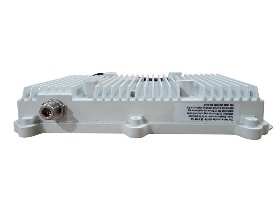 Redline AN-80i wireless communication device