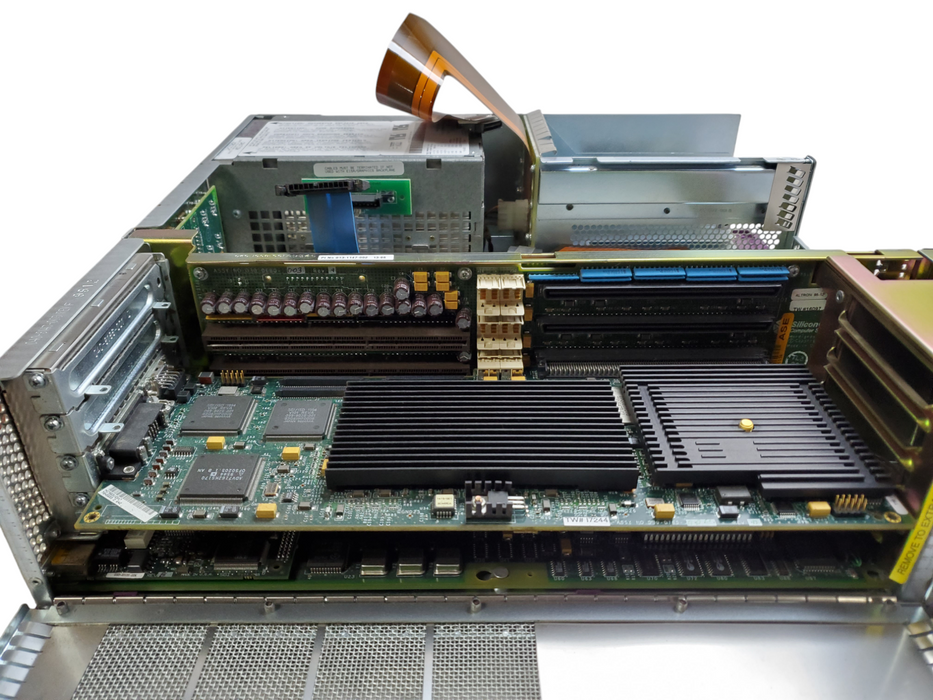 Vintage SGI / Silicon Graphics - Indigo2 IMPACT - R4400 250Mhz CPU 96MB RAM
