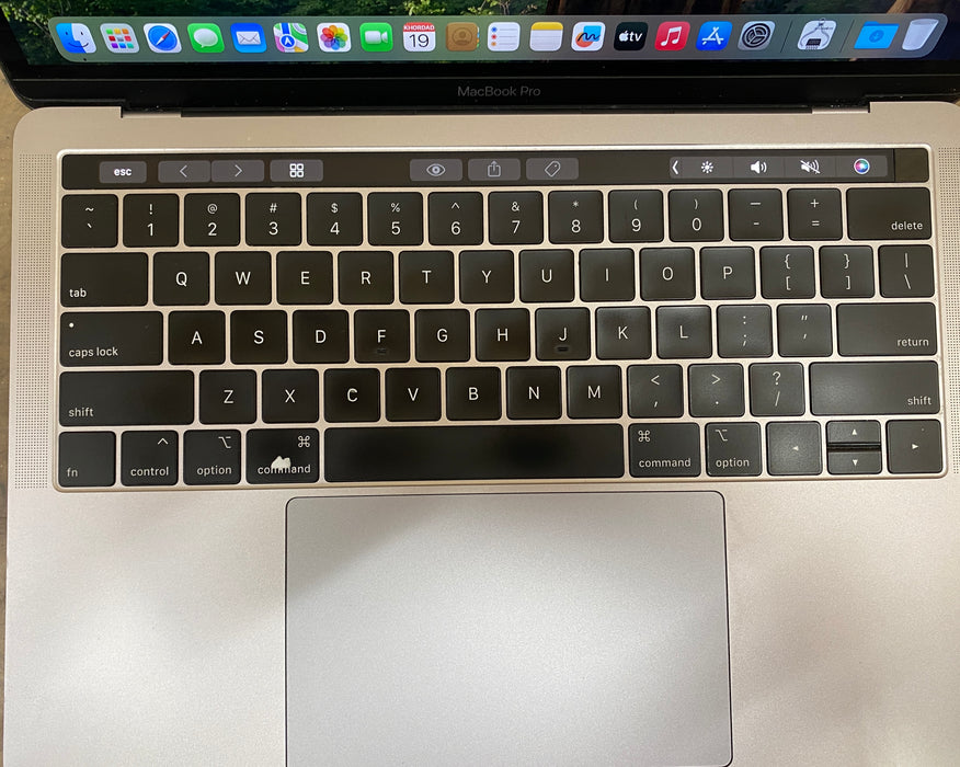 Apple MacBook pro 13" 2018 i5-8259U 16GB RAM 256GB SSD No Power Adapter READ!
