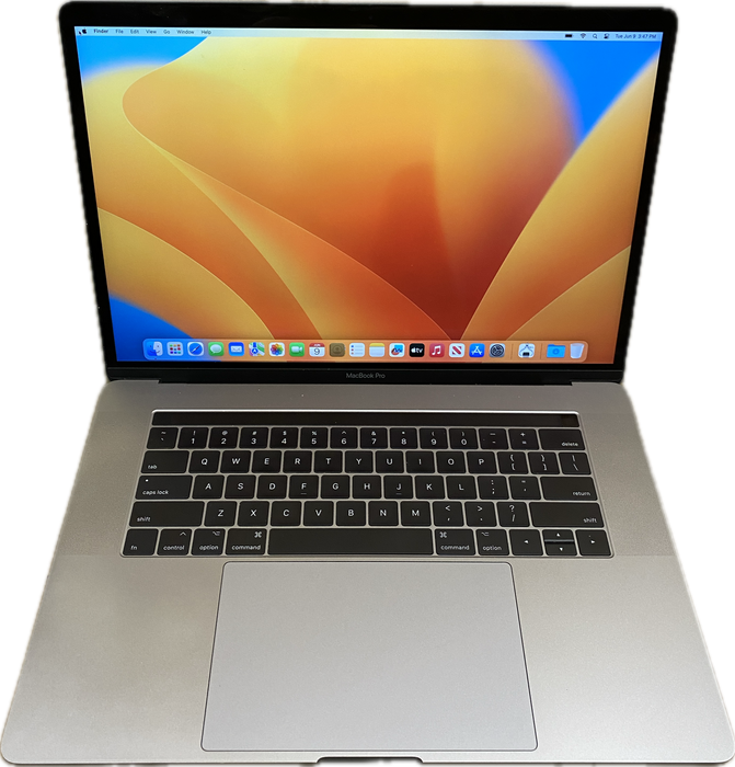 Apple MacBook Pro 15" 2017 i7-7820HQ Radeon Pro 560 GPU 16GB RAM 512GB SSD READ!