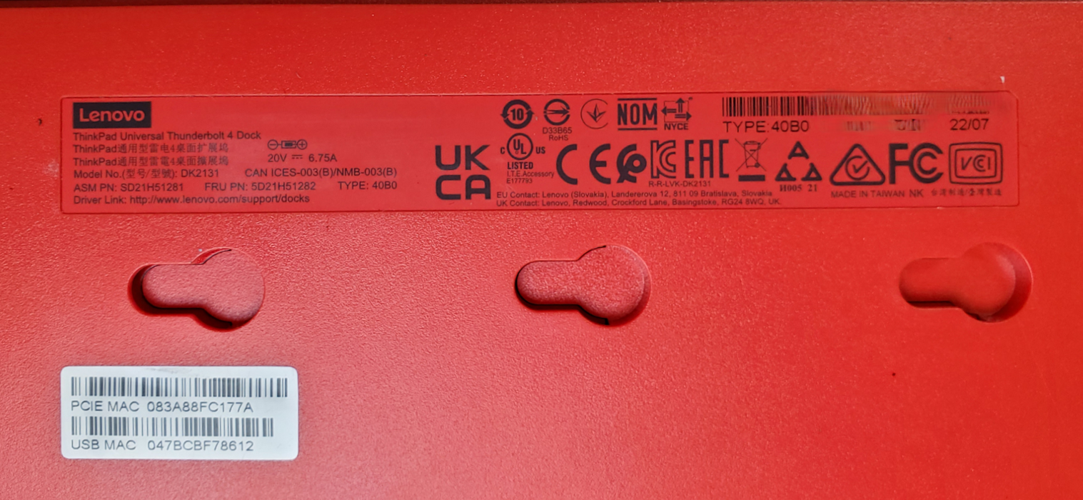Lenovo ThinkPad Universal Thunderbolt 4 Dock 40B0 w/ 135W AC