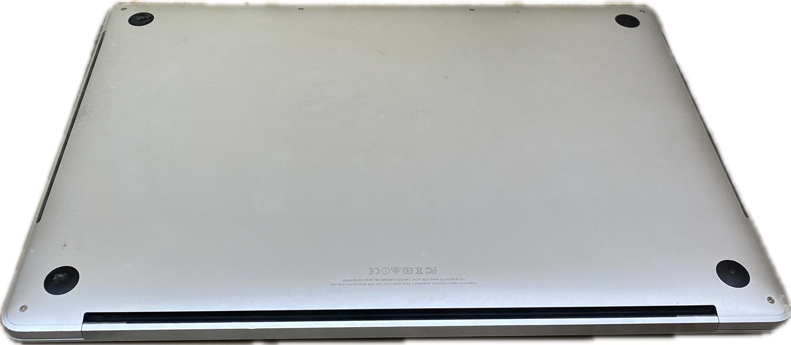 Apple MacBook Pro 15" 2017 i7-7700HQ Radeon Pro 555 GPU 16GB RAM 256GB SSD READ!
