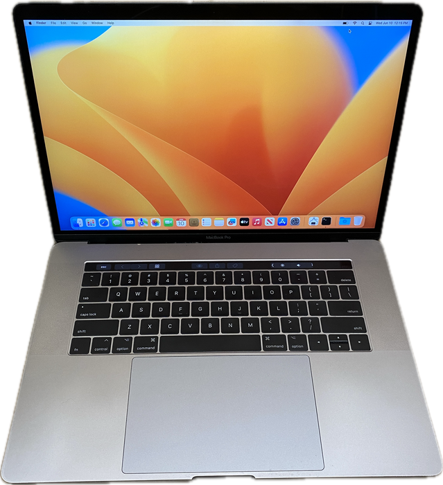 Apple MacBook Pro 15" 2017 i7-7820HQ Radeon Pro 560GPU 16GB RAM 512GB SSD READ!