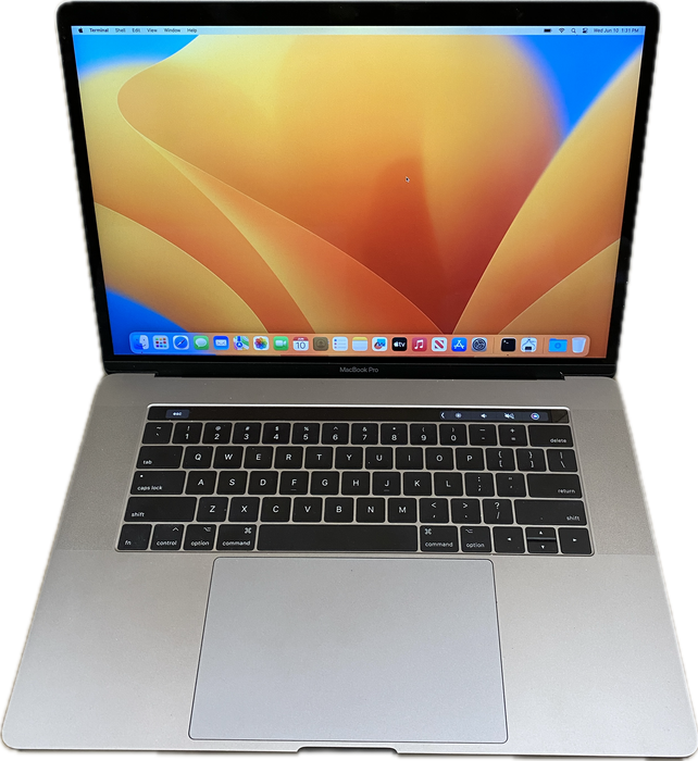 Apple MacBook Pro 15" 2017 i7-7820HQ Radeon Pro 560GPU 16GB RAM 512GB SSD READ!