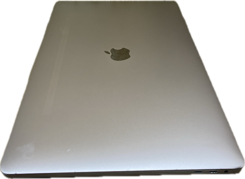 Apple MacBook Pro 15" 2017 i7-7820HQ Radeon Pro 560 GPU 16GB RAM 512GB SSD READ!