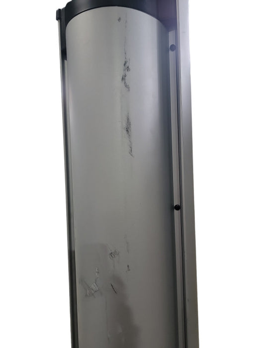 Pair of FRONTROW 925RS-216 Stand up Speakers